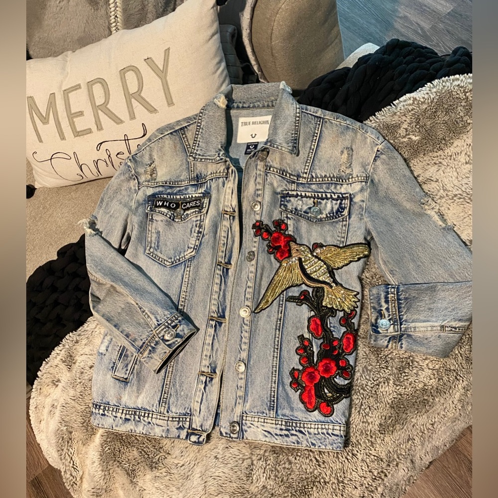 True religion. Jean jacket embroidered size small petite